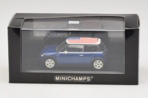 Mini Cooper S R53 Sininen Amerikan Lipulla Minichamps 1:43 MINI014 Metalli — kuva 5 / 5