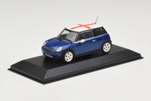 Mini Cooper S R53 Sininen Englannin Lipulla Minichamps 1:43 MINI012 Metalli — kuva 2 / 5