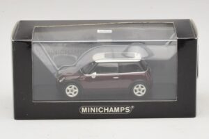 Mini Cooper S R53 Tummanpunainen Panoraamakatolla Minichamps 1:43 MINI019 Metalli — kuva 4 / 4