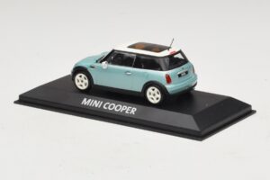 Mini Cooper S R53 Vaaleansininen Metallic Panoraamakatolla Minichamps 1:43 MINI018 Metalli — kuva 3 / 4