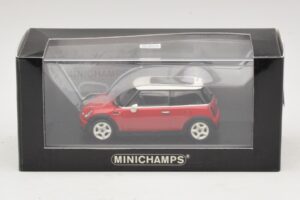 Mini Cooper S R53 Punainen Panoraamakatolla Minichamps 1:43 MINI024 Metalli — kuva 5 / 5
