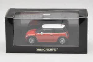 Mini Cooper S R53 Punainen Valkoisella Katolla Minichamps 1:43 MINI025 Metalli — kuva 5 / 5