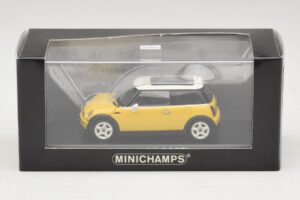 Mini Cooper S R53 Keltainen Keltaisella Panoraamakatolla Minichamps 1:43 MINI029 Metalli — kuva 4 / 4