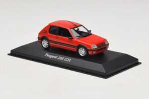 Peugeot 205 GTi Punainen Maxichamps 1:43 940112300 Metalli — kuva 3 / 5