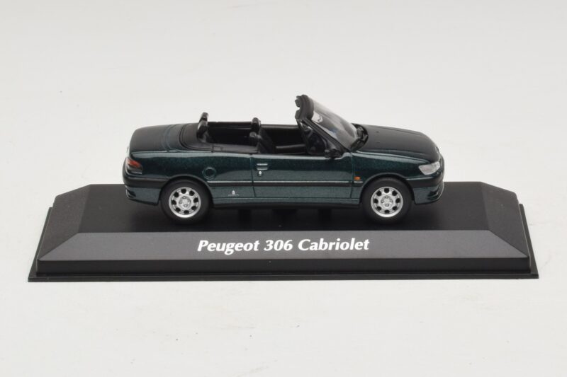 Peugeot 306 Avoauto Vihreä Metallic Maxichamps 1:43 940112833 Metalli