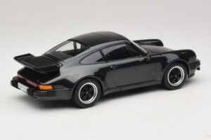 Porsche 911 930 Turbo 3.3 Tummanvihreä Metallic KK-Scale 1:18 KKDC181441 Metalli — kuva 2 / 6