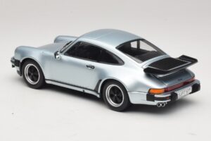 Porsche 911 930 Turbo 3.3 Hopea KK-Scale 1:18 KKDC181444 Metalli — kuva 5 / 6