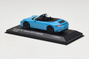 Porsche 911 991.1 Carrera 4 GTS Avoauto Sininen Minichamps 1:43 410067332 Metalli — kuva 3 / 5