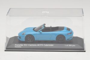 Porsche 911 991.1 Carrera 4 GTS Avoauto Sininen Minichamps 1:43 410067332 Metalli — kuva 4 / 5