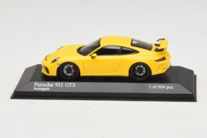 Porsche 911 991.1 GT3 Keltainen Minichamps 1:43 410066020 Metalli