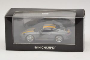 Porsche 911 991.1 R Harmaa Minichamps 1:43 410066232 Metalli — kuva 5 / 5