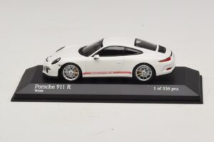 Porsche 911 991.1 R Valkoinen Minichamps 1:43 410066221 Metalli