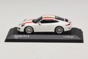 Porsche 911 991.1 R Valkoinen Punaisilla Raidoilla Minichamps 1:43 410066220 Metalli — kuva 2 / 6