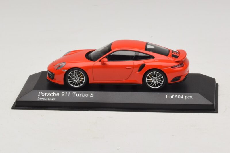 Porsche 911 991.1 Turbo S Oranssi Minichamps 1:43 Porsche 911 991.1 Turbo S Oranssi Minichamps 1:43 410067171 Metalli