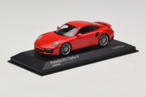 Porsche 911 991.1 Turbo S Punainen Minichamps 1:43 410067170 Metalli — kuva 2 / 5