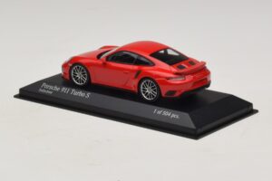 Porsche 911 991.1 Turbo S Punainen Minichamps 1:43 410067170 Metalli — kuva 3 / 5