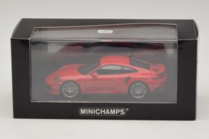 Porsche 911 991.1 Turbo S Punainen Minichamps 1:43 410067170 Metalli — kuva 5 / 5