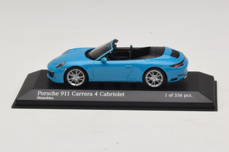 Porsche 911 991.2 Carrera 4 Avoauto Sininen Minichamps 1:43 410067232 Metalli