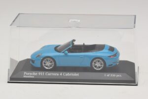 Porsche 911 991.2 Carrera 4 Avoauto Sininen Minichamps 1:43 410067232 Metalli — kuva 4 / 5