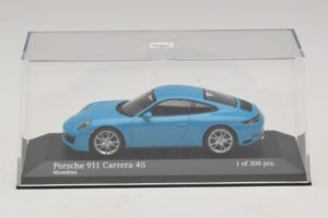 Porsche 911 991.2 Carrera 4S Sininen Minichamps 1:43 410067242 Metalli — kuva 4 / 5