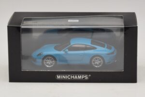 Porsche 911 991.2 Carrera 4S Sininen Minichamps 1:43 410067242 Metalli — kuva 5 / 5