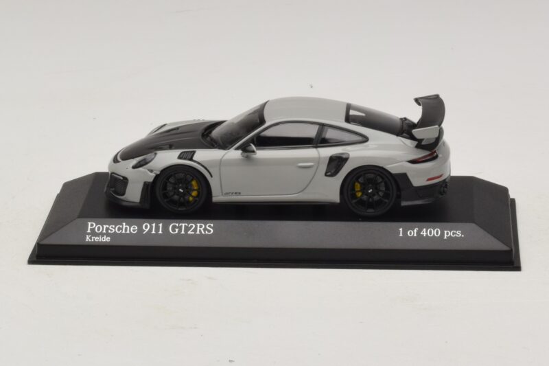 Porsche 911 991.2 GT2 RS Chalk Minichamps 1:43 410067237 Metalli