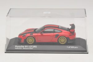 Porsche 911 991.2 GT2 RS Weissach Package Punainen Minichamps 1:43 410067221 Metalli — kuva 4 / 5
