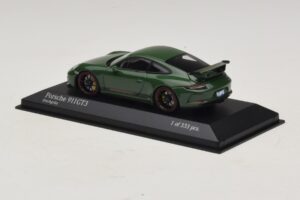 Porsche 911 991.2 GT3 Vihreä Minichamps 1:43 410066028 Metalli — kuva 3 / 5