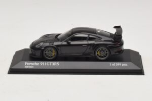 Porsche 911 991.2 GT3 RS Musta Minichamps 1:43 410067021 Metalli