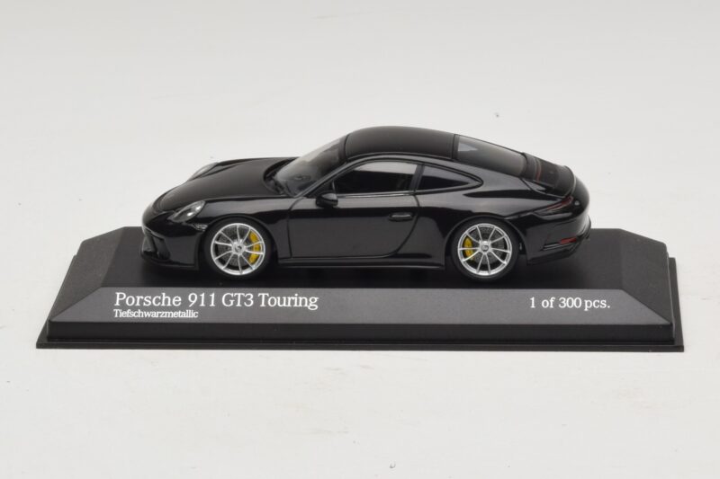 Porsche 911 991.2 GT3 Touring Musta Metallic Minichamps 1:43 Porsche 911 991.2 GT3 Touring Musta Metallic Minichamps 1:43 410067424 Metalli