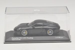Porsche 911 991.2 GT3 Touring Musta Metallic Minichamps 1:43 410067424 Metalli — kuva 4 / 5