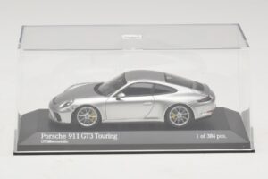 Porsche 911 991.2 GT3 Touring Hopea Minichamps 1:43 410067422 Metalli — kuva 4 / 5