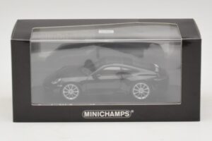 Porsche 911 992 Carrera 4S Musta Metallic Minichamps 1:43 410069320 Metalli — kuva 5 / 5