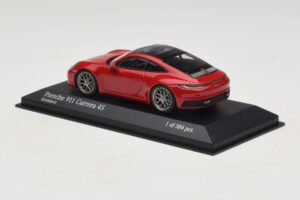 Porsche 911 992 Carrera 4S Punainen Minichamps 1:43 410069321 Metalli — kuva 3 / 5