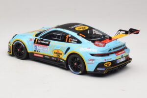 Porsche 911 992 Rally GT #1 C. Cherain / D. Withers Rallye de Wallonie 2025 IXO 1:18 18RMC254 Metalli — kuva 5 / 6