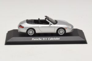 Porsche 911 996 Avoauto Hopea Maxichamps 1:43 Porsche 911 996 Avoauto Hopea Maxichamps 1:43 940061031 Metalli
