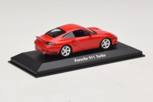 Porsche 911 996 Turbo Punainen Maxichamps 1:43 940069300 Metalli — kuva 2 / 5