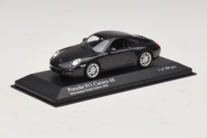 Porsche 911 997 Carrera 4S Harmaa Metallic Minichamps 1:43 403066430 Metalli — kuva 2 / 5