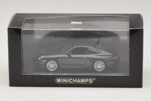 Porsche 911 997 Carrera 4S Harmaa Metallic Minichamps 1:43 403066430 Metalli — kuva 5 / 5