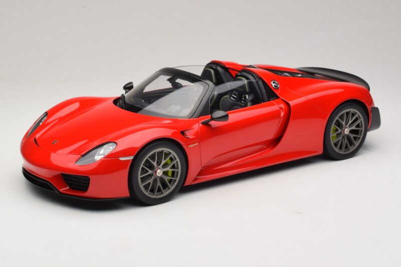 Porsche 918 Spyder Weissach Package Guards Red AUTOart 1:12 12122 Metalli