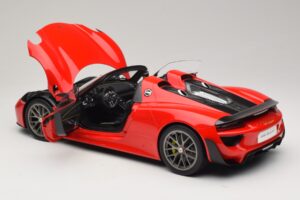 Porsche 918 Spyder Weissach Package Guards Red AUTOart 1:12 12122 Metalli — kuva 5 / 8