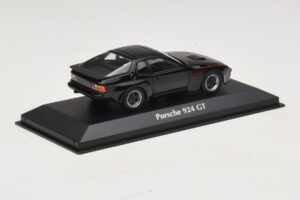 Porsche 924 GT Musta Maxichamps 1:43 940066124 Metalli — kuva 2 / 5