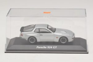 Porsche 924 GT Hopea Maxichamps 1:43 940066122 Metalli — kuva 4 / 5