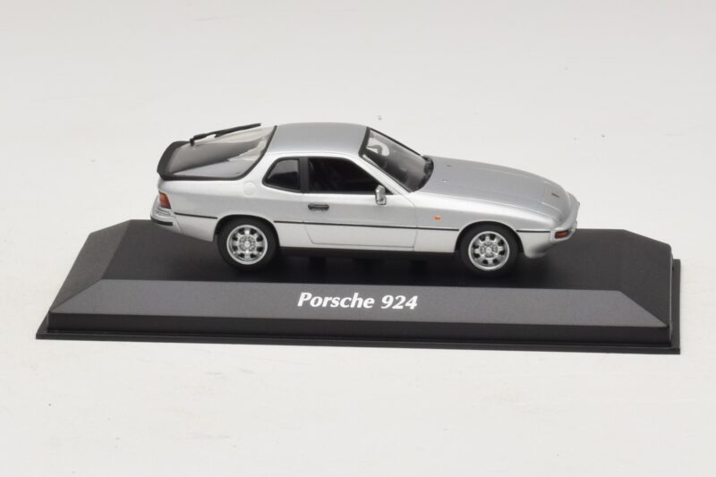 Porsche 924 Hopea Maxichamps 1:43 940062120 Metalli