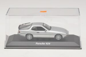 Porsche 924 Hopea Maxichamps 1:43 940062120 Metalli — kuva 4 / 5