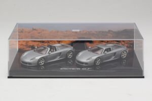 Porsche Carrera GT Spider & Coupe Sarja Hopea Minichamps 1:43 WAP02010314 Metalli — kuva 4 / 5