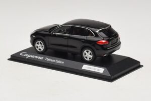 Porsche Cayenne 9PA Platina Edition Musta Minichamps 1:43 WAP0200160E Metalli — kuva 3 / 5