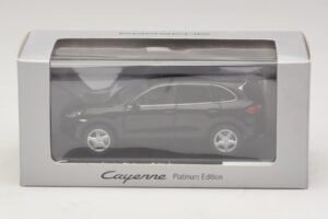 Porsche Cayenne 9PA Platina Edition Musta Minichamps 1:43 WAP0200160E Metalli — kuva 5 / 5