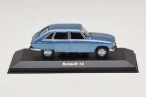 Renault 16 Vaaleansininen Metallic Maxichamps 1:43 940113100 Metalli