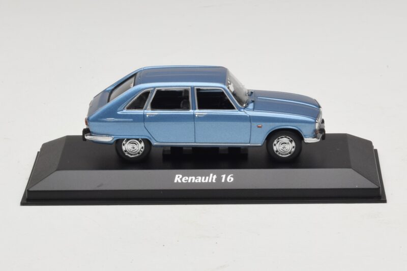 Renault 16 Vaaleansininen Metallic Maxichamps 1:43 940113100 Metalli